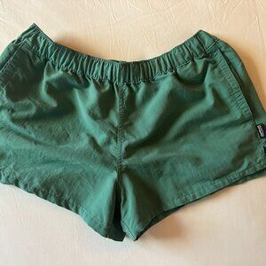 Patagonia Barely Baggies size Medium